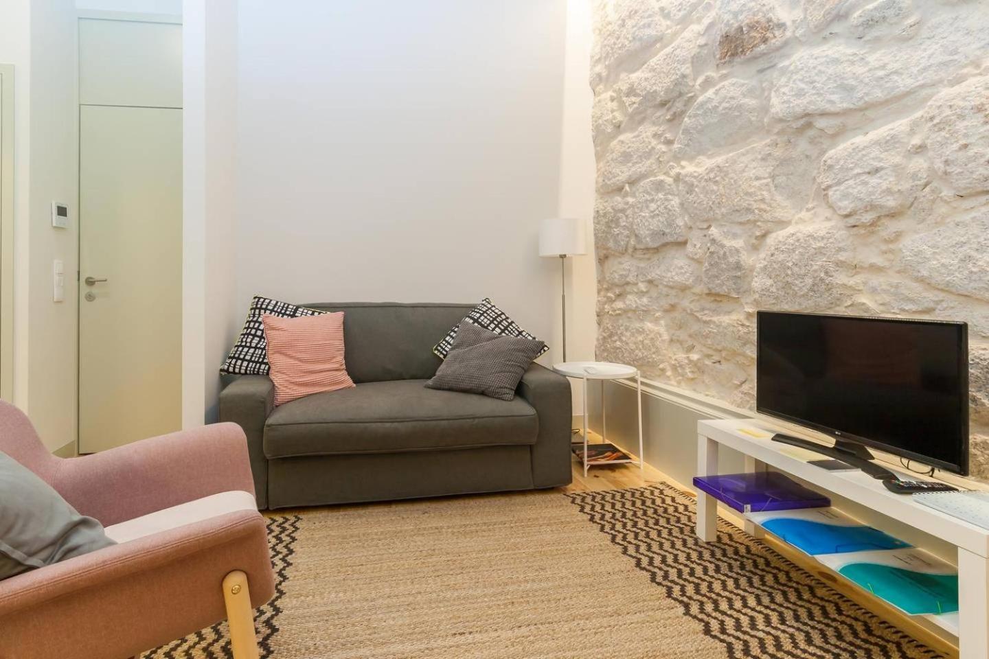 Guestready - Charming Downtown And Quiet Apartment Porto Exterior photo