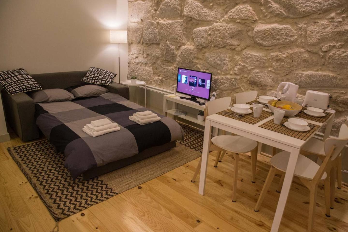 Guestready - Charming Downtown And Quiet Apartment Porto Exterior photo